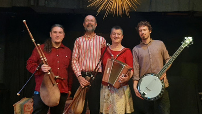 Event: Balfolk op de Zondagmiddag in ENKHUIZEN met Madlot banner