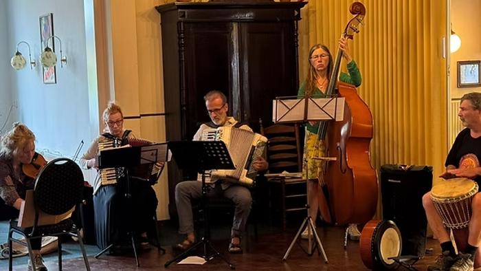 Org: Bon Voyage banner